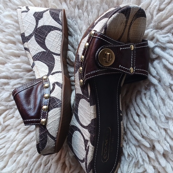 Coach wedge  sandals - Picture 1 of 16